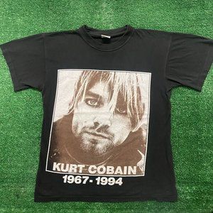 Vintage 90s Nirvana Kurt Cobain Memorial Grunge Band Tee